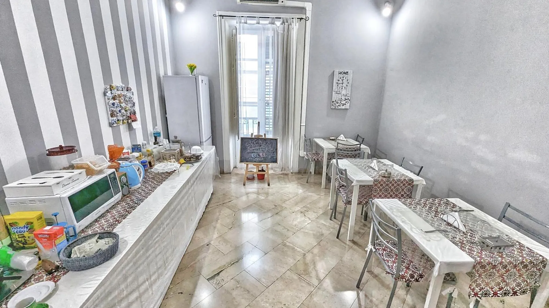 B&B Villareale 35 Palermo 0*,  Italia